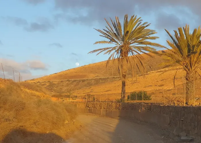 Linda Con Piscina Privada