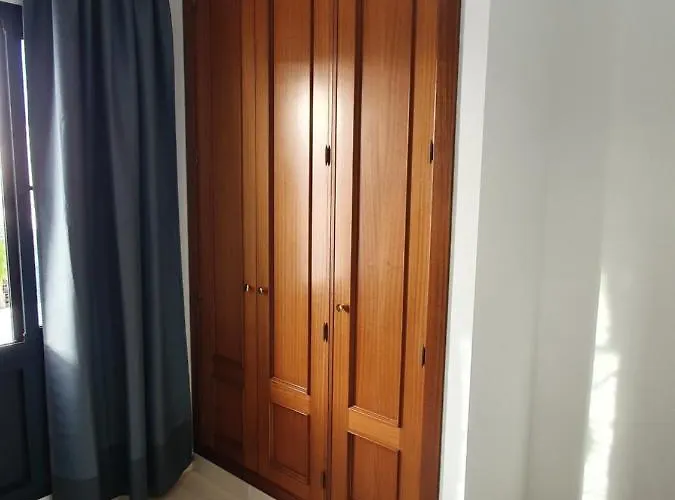 Linda Con Piscina Privada Villa