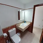Linda Con Piscina Privada Вилла *