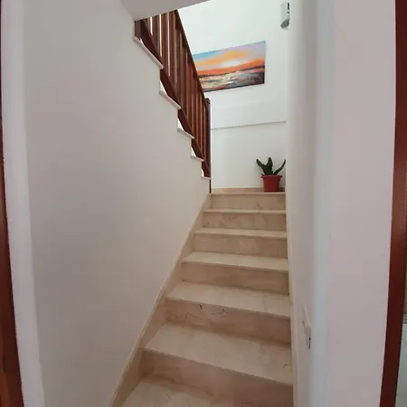 Linda Con Piscina Privada Вилла *