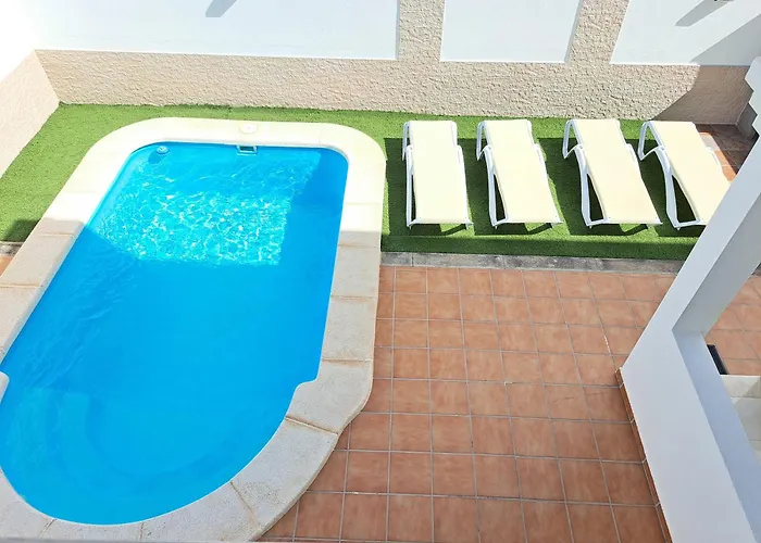 Βίλα Linda Con Piscina Privada *